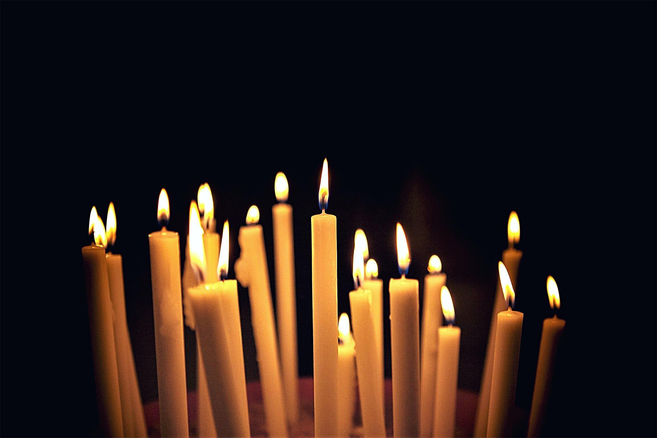 #prayforparis – Öffentliche Tragödie als PR-Anlass?